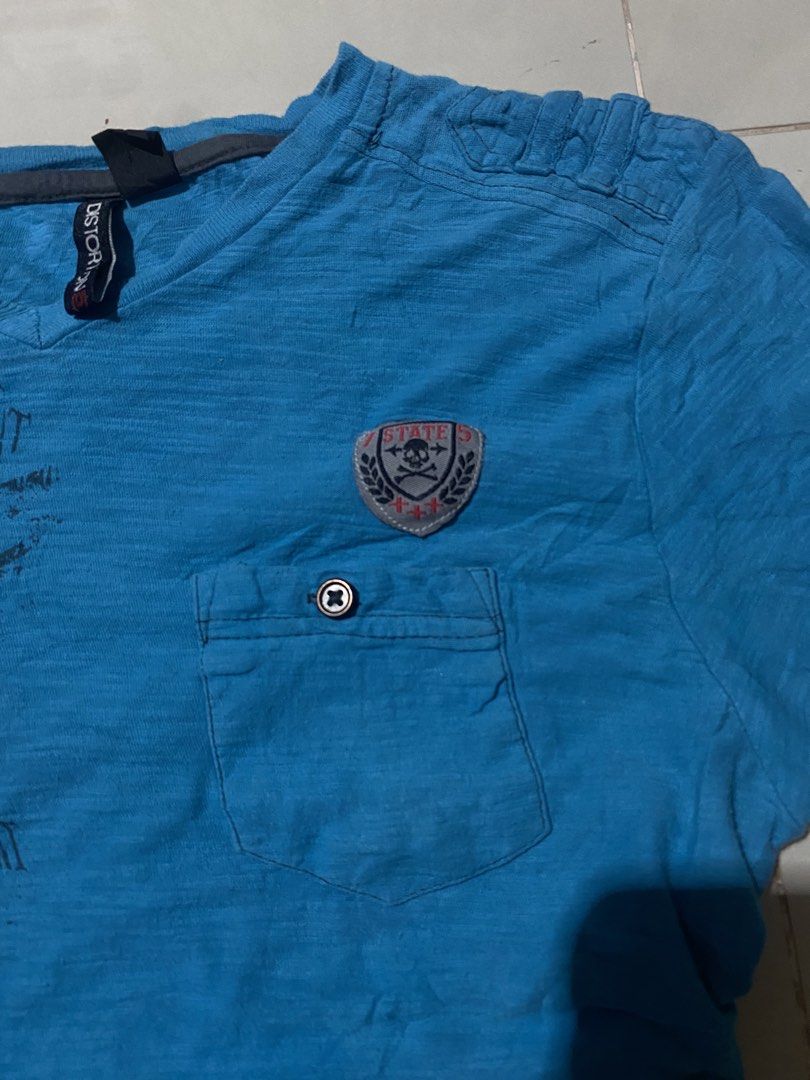 y2k alt fleur de lis blue shirt (Category: Shirts) located in Manila. Submitted by cura.te (Listing ID 1466001896, Image 3). Description: issue: small holes see pics.