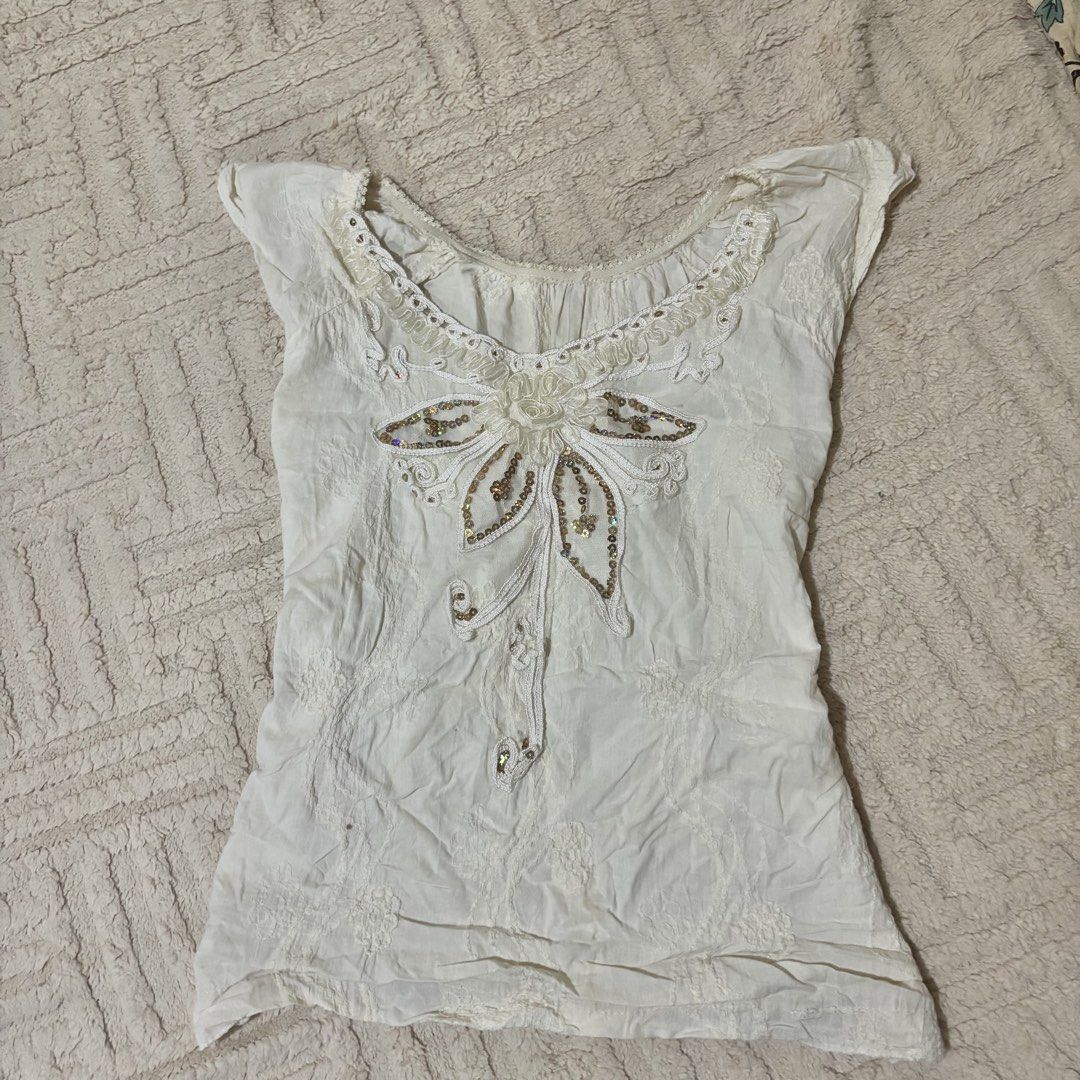 Y2k basic sequined fairy pastel yellow top (Category: Others Tops) located in Cavite. Submitted by lovedby_ccc (Listing ID 1466006274, Image 1). Description: S-m.