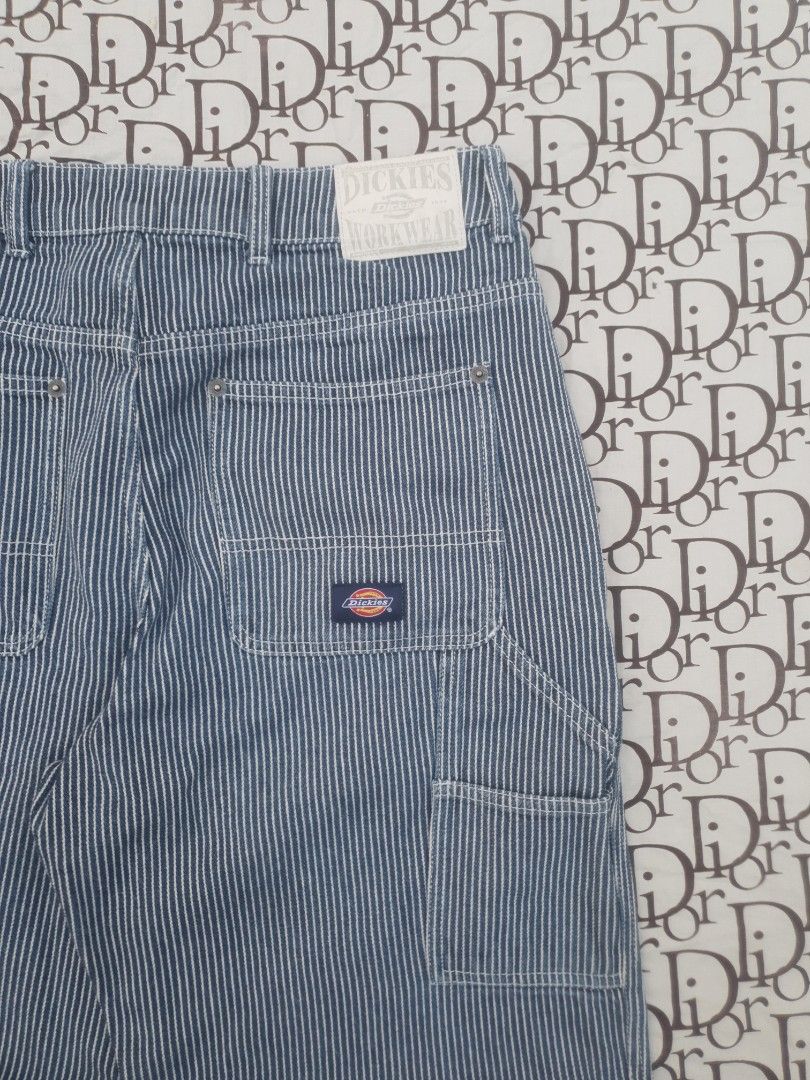 Y2K Dickies pinstripe Carpenter pants (Category: Jeans) located in San Fernando. Submitted by retro.district. (Listing ID 1466055105, Image 2). Description: - Y2K Dickies Pinstripe Carpenter Pants - Size Waistline: 32 Length: 39 Thighs: 13 Leg opening: 7.5 - Condition: Excellent - No issue.