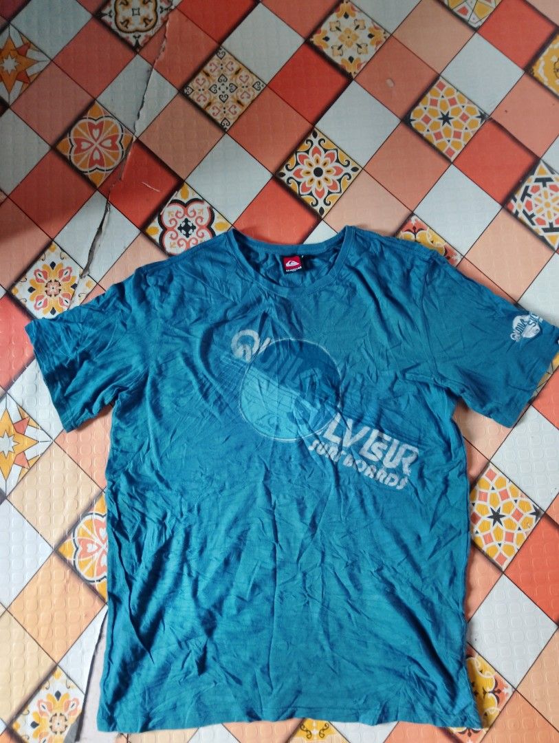 Y2K Quiksilver Shirt (Category: Tshirts & Polo Shirts ) located in Iloilo. Submitted by silverowl.f96a66 (Listing ID 1466095914, Image 1). Description: size M 27x21.