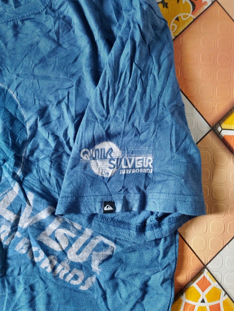 Y2K Quiksilver Shirt (Category: Tshirts & Polo Shirts ) located in Iloilo. Submitted by silverowl.f96a66 (Listing ID 1466095914, Image 3). Description: size M 27x21.