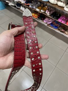 (Category: ) located in . Submitted by riyizthriftz (Listing ID 1465954523, Image 1). Description: .