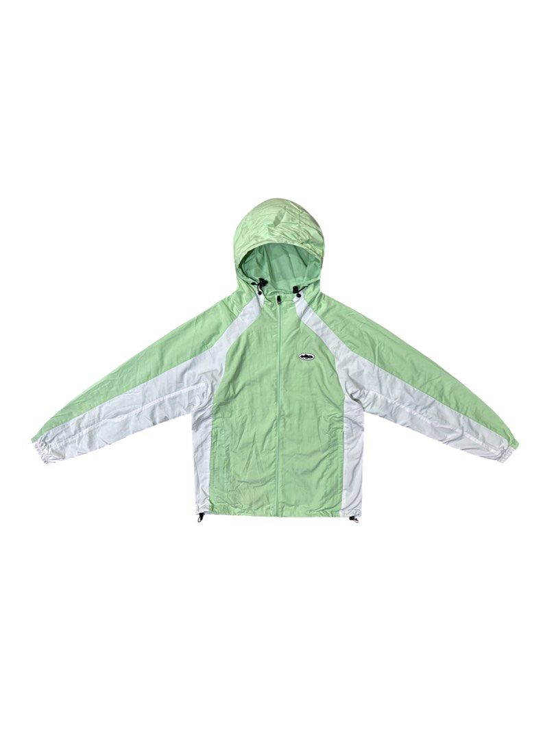 Y2K Two Tone Corteiz Lime / Green Boxy Jacket (Category: Coats, Jackets and Outerwear) located in Subic. Submitted by kidfrom00s (Listing ID 1465954593, Image 3). Description: Large Jacket Corteiz Y2K.