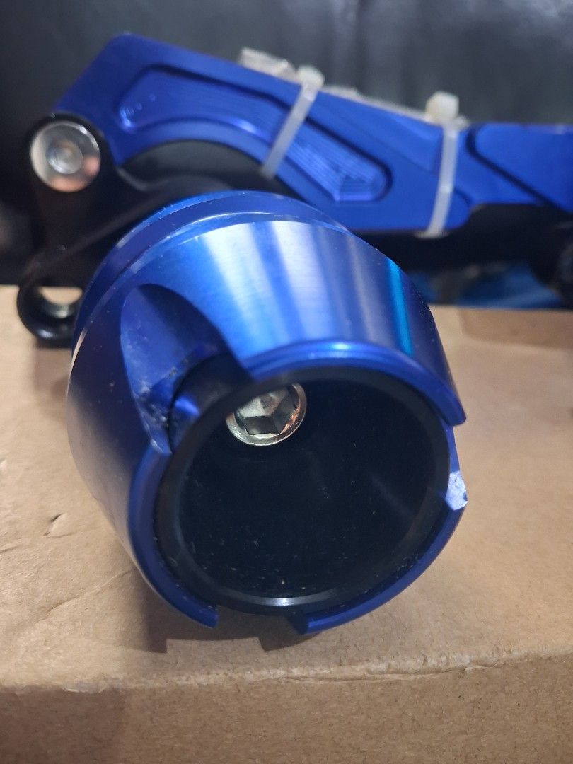 Yamaha Nmax Xmax Exhaust Protetor Slider (Category: Body Parts and Accessories) located in Mandaluyong City. Submitted by daddyjpanlilio24 (Listing ID 1466153873, Image 2). Description: P 1250 Fix price+sf Bago hindi nagamit mali ng bili P 1900 original price sa orange app No issue Mandaluyong Shipping/payment: Gcash/Maya Jnt payment 1st no cod Lalamove payment upon rider pick up.
