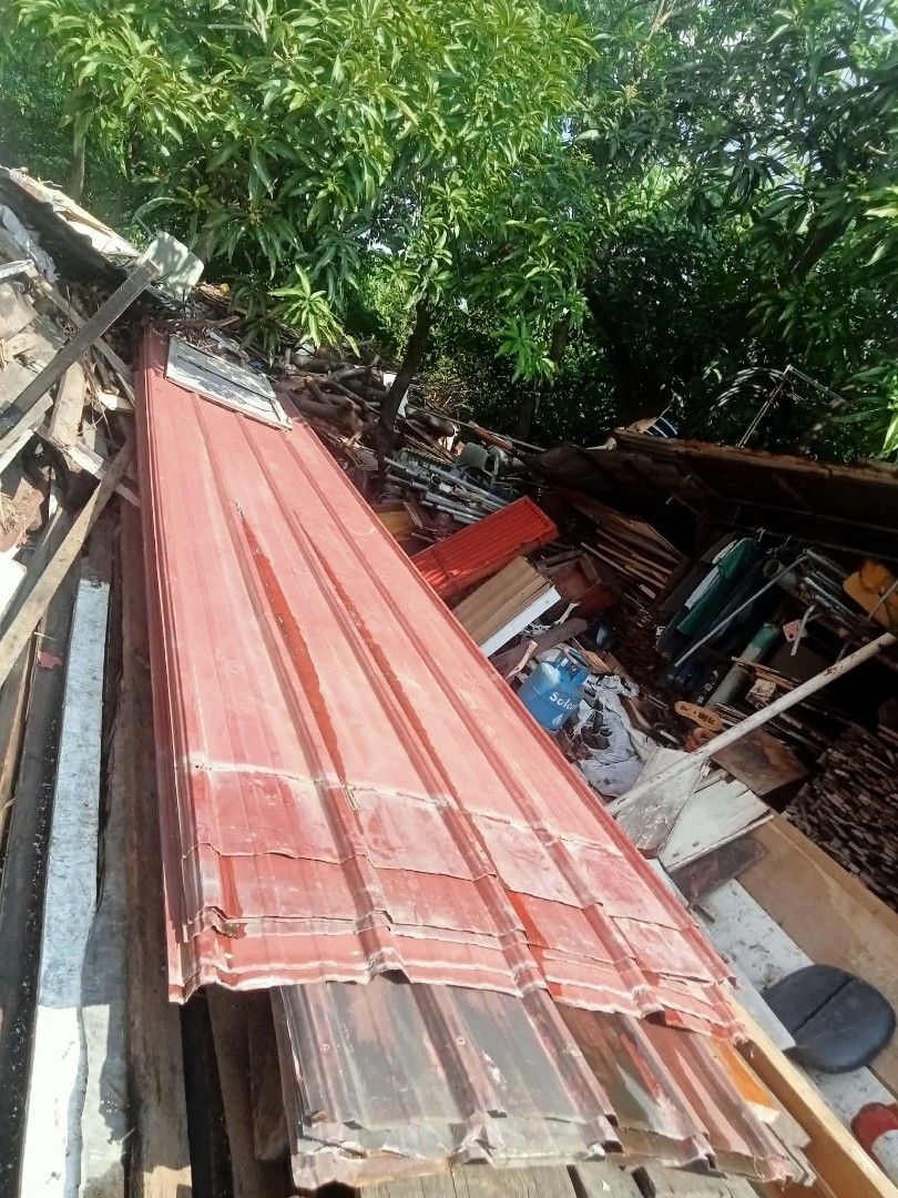 Yero Makapal (2nd Hand) (Category: Looking For) located in Quezon City. Submitted by atgeremias313 (Listing ID 1465982921, Image 1). Description: Yero Makapal (2nd hand) 18ft - 900 each (17pcs) 20ft -1,000 each(23pcs).