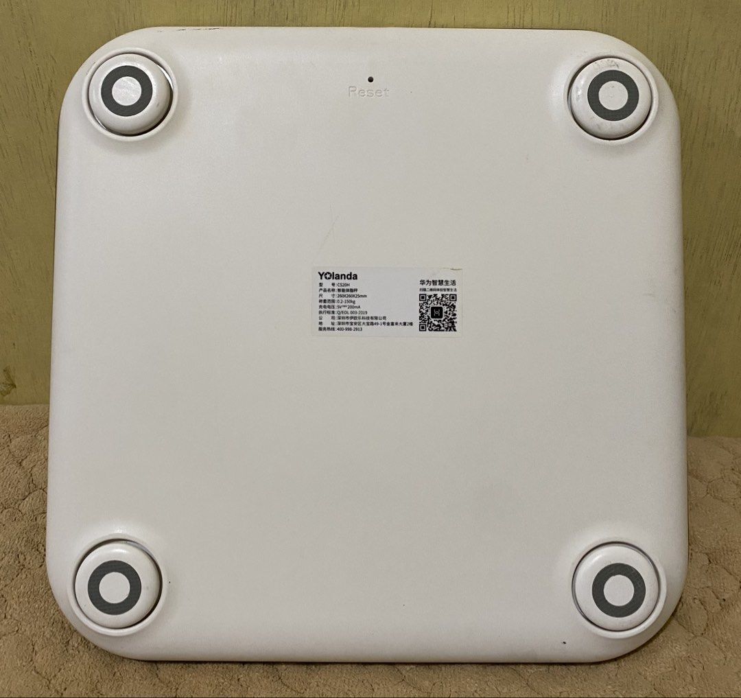 Yolanda CS20H Smart Body Fat Scale White (Category: Health Monitors & Weighing Scales) located in Baguio. Submitted by thrift_bonita (Listing ID 1466054292, Image 2). Description: - Brand: Yolanda Smart Body Fat Scale - Model: CS20H (White) - Capacity: Up to 150kg - Features: 4 metallic electrode pads, clear digital LED display, compact square shape with rounded corners - Base: 4 non-slip feet and reset button with tech spec label - Condition: Cl