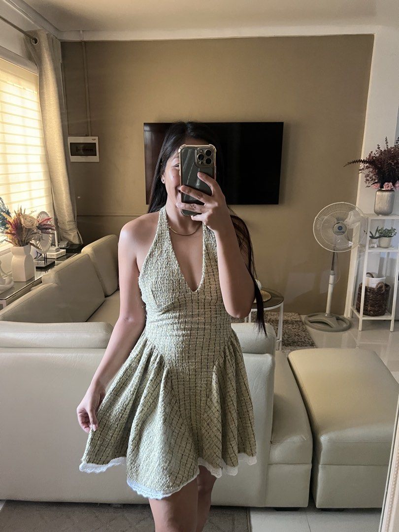 Zara Backless tweed dress Medium once used (Category: Dresses) located in Angeles City. Submitted by liamandmommycloset (Listing ID 1466041218, Image 2). Description: .