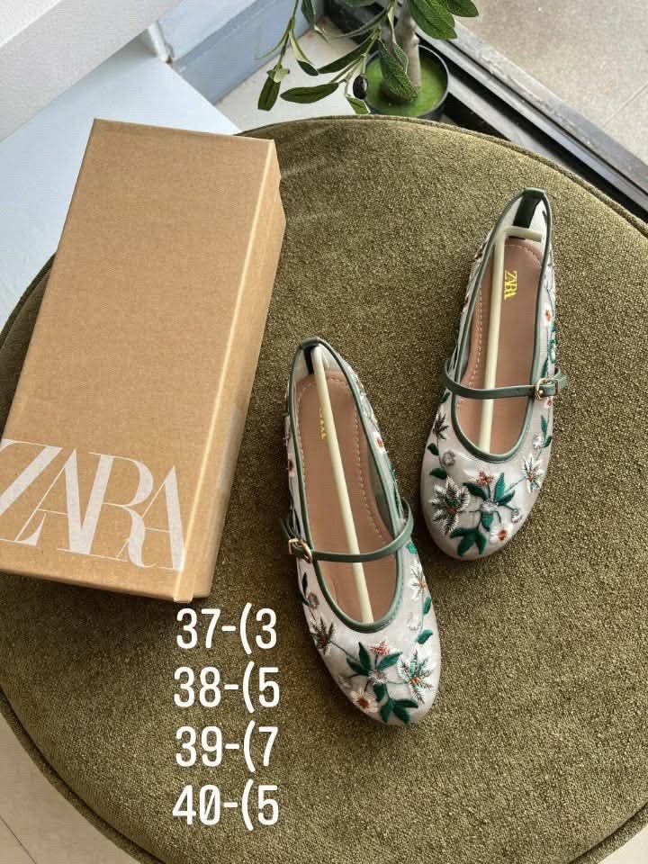 Zara Embroidered Mesh Mary Jane Flats (Category: Flats & Sandals) located in Agdangan. Submitted by empressbluemoon (Listing ID 1466032612, Image 1). Description: - Brand: Zara - Style: Sheer mesh flats with floral embroidery and green trim - Features: Thin ankle strap with buckle closure - Condition: Brand new, never worn, still packed in original box - Available Sizes: 37, 38, 39, 40.