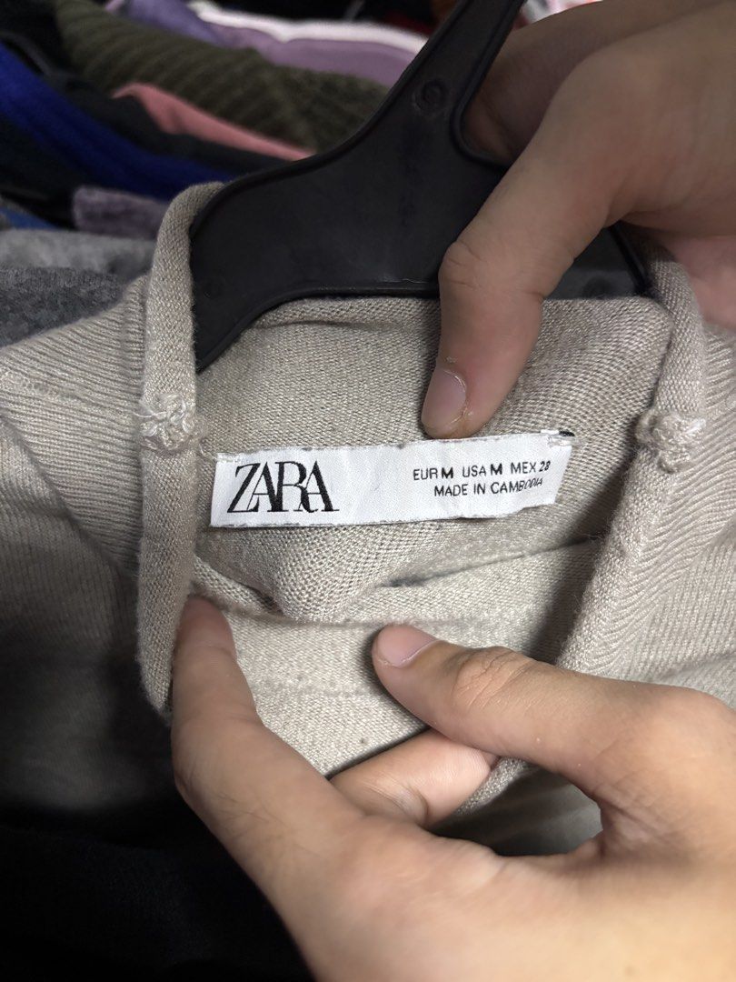 ZARA knitted longsleeve (Category: Longsleeves) located in Pila. Submitted by isabelasthriftclothes (Listing ID 1466115579, Image 2). Description: .