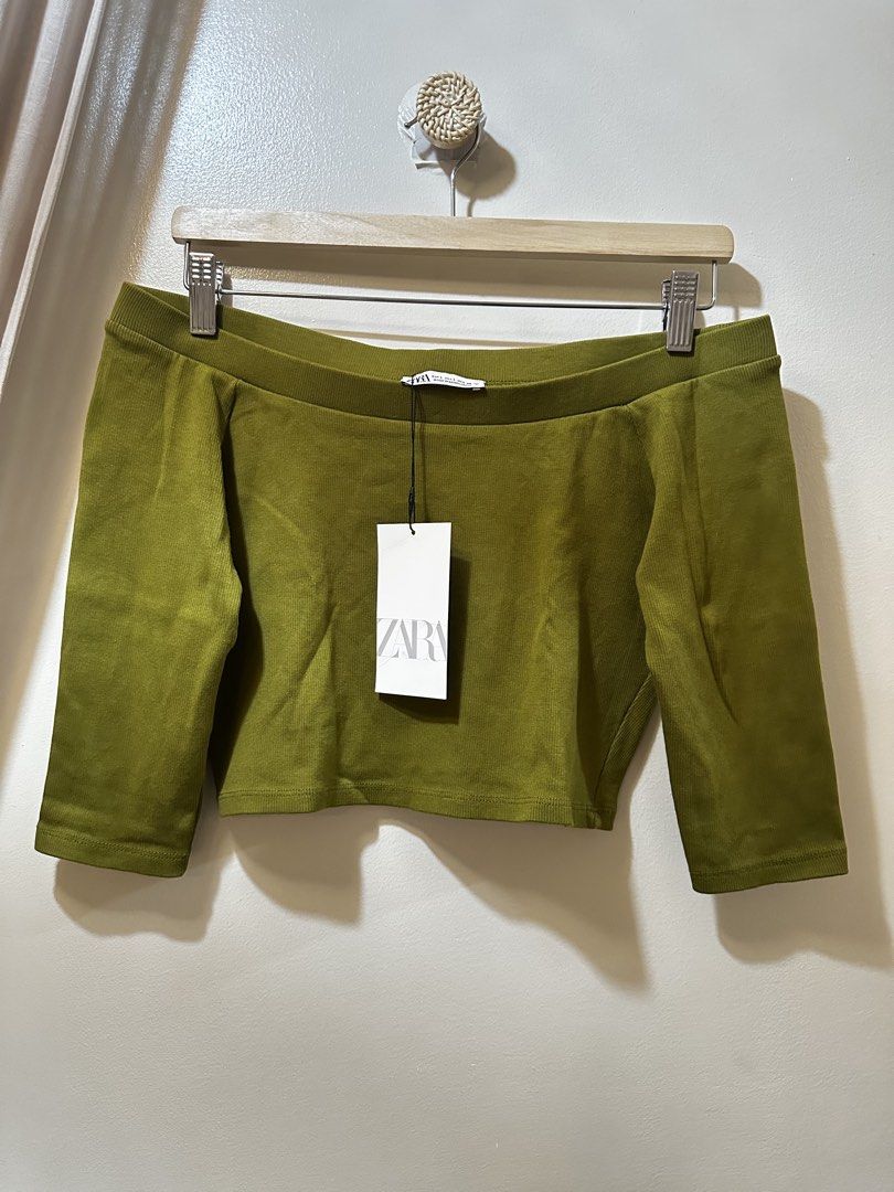 Zara Off Shoulder Top (Category: Blouses) located in Pasig City. Submitted by lovedbymori_ (Listing ID 1466075552, Image 1). Description: New w/ tag! A closet staple you’ll wear on repeat! Super soft and stretchy fabric. .