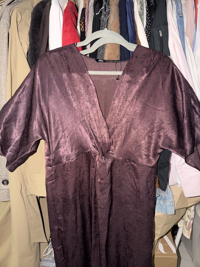 Zara plum silk dress (Category: Sleeveless) located in Las Pinas. Submitted by achee.mnl (Listing ID 1465976430, Image 3). Description: will keep if no one will get it!! .