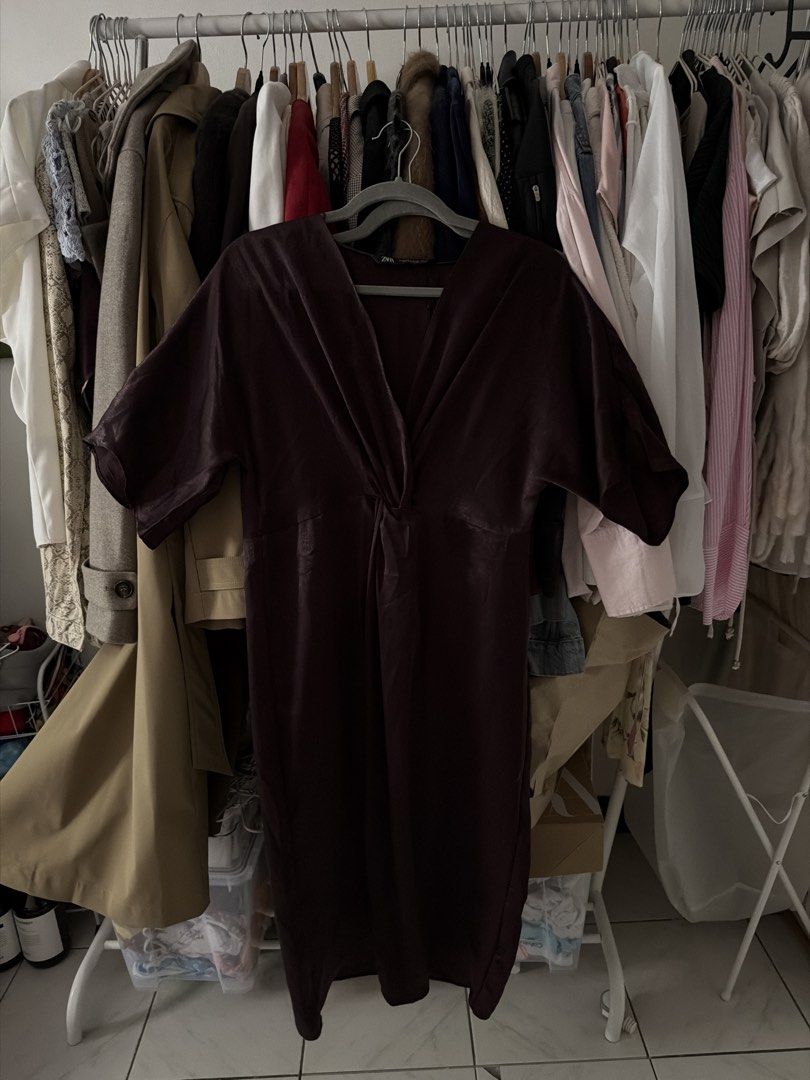 Zara plum silk dress (Category: Sleeveless) located in Las Pinas. Submitted by achee.mnl (Listing ID 1465976430, Image 2). Description: will keep if no one will get it!! .