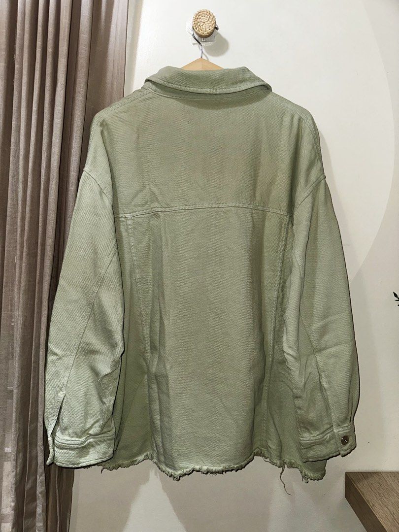 Zara Soft Denim Jacket in Sage Green (Category: Coats, Jackets and Outerwear) located in Pasig City. Submitted by lovedbymori_ (Listing ID 1466084859, Image 3). Description: Good as new! Worn twice only. Original denim in sage green. Effortlessly stylish. .