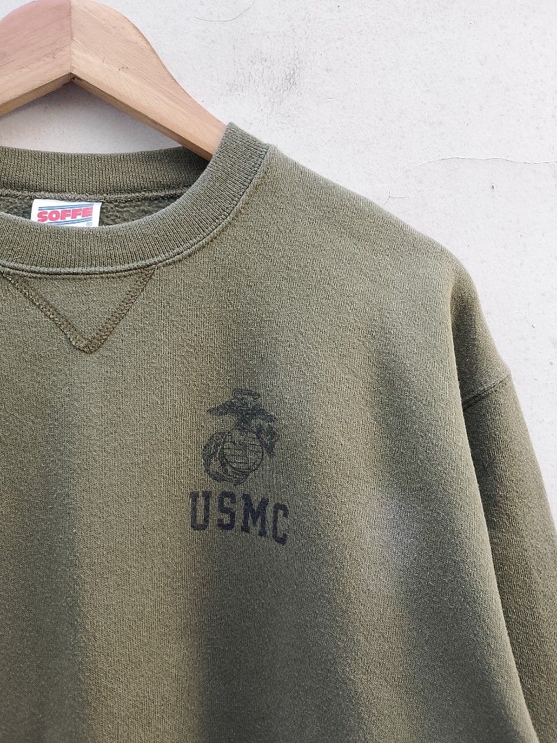 00's Soffe USMC Crewneck (Category: Coats, Jackets and Outerwear) located in Subic. Submitted by stealo (Listing ID 1466158718, Image 2). Description: 00's Soffe USMC Crewneck XL Youth (21.5/24.5) Very good 450 J&T Gcash Olongapo City.