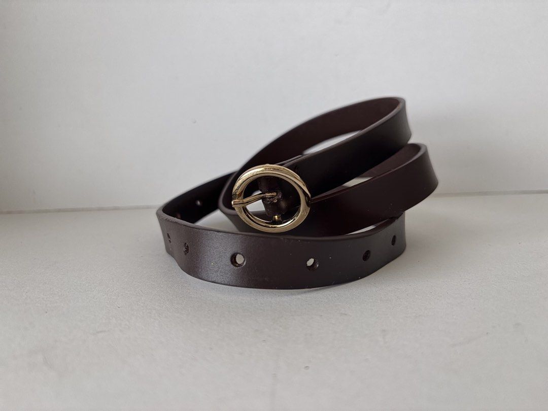 10. Lowrys Farm Leather Belt (Category: Belts) located in Quezon City. Submitted by wagwagan_ukay_blues (Listing ID 1466238663, Image 1). Description: From Japan In good condition Please expect signs of usage Hole Size -25” - 33” Overall - 39” Width -.6” Novaliches Qc.
