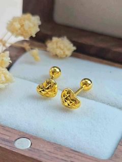 (Category: ) located in . Submitted by cheskhaionlinestore2.0 (Listing ID 1466174170, Image 1). Description: .