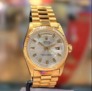 (Category: ) located in . Submitted by davidofftimepieces (Listing ID 1466238500, Image 1). Description: .