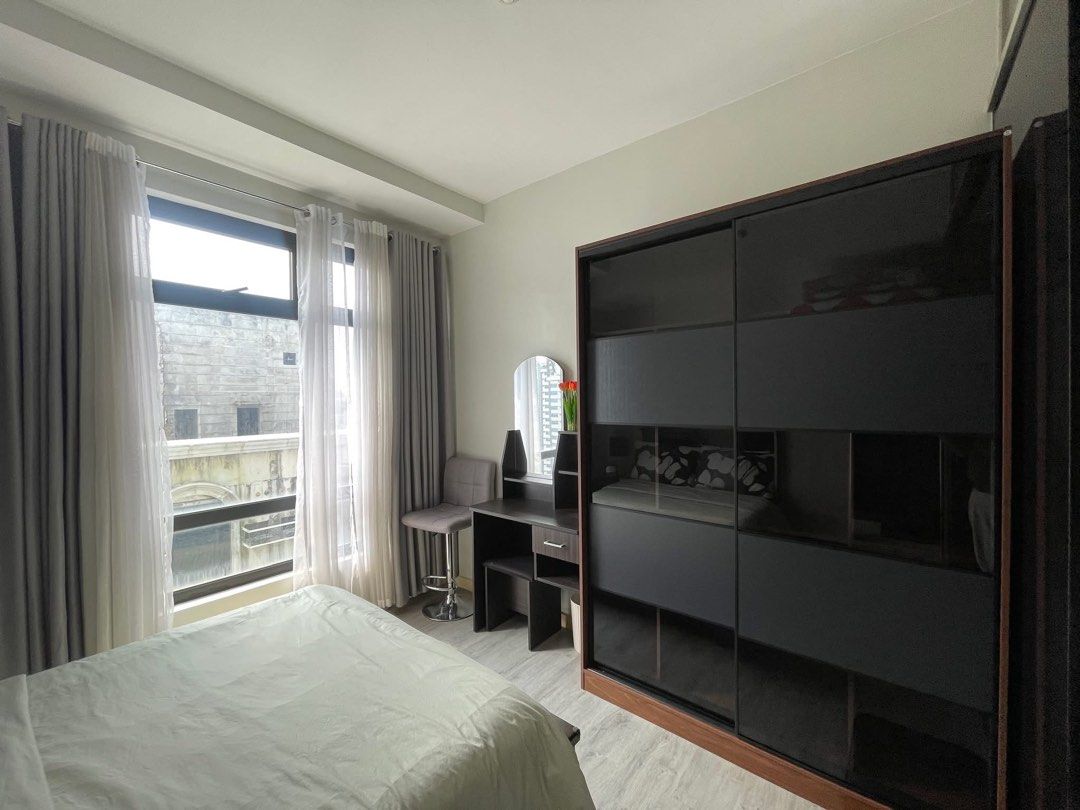 1 bedroom Condomonium (Category: Apartments & Condos) located in Manila. Submitted by shychology (Listing ID 1466315265, Image 3). Description: Hello, unit owner here 👋 We have a newly furnished one-bedroom condo unit for rent (for first tenant occupancy) 📍Salas St. cor. Mabini St., Ermita, Manila. ✅ Comes with an electric stove, fridge, microwave, toaster, electric kettle, TV, bidet, shower heater, fire extinguisher, aircon, electric fan, sofa