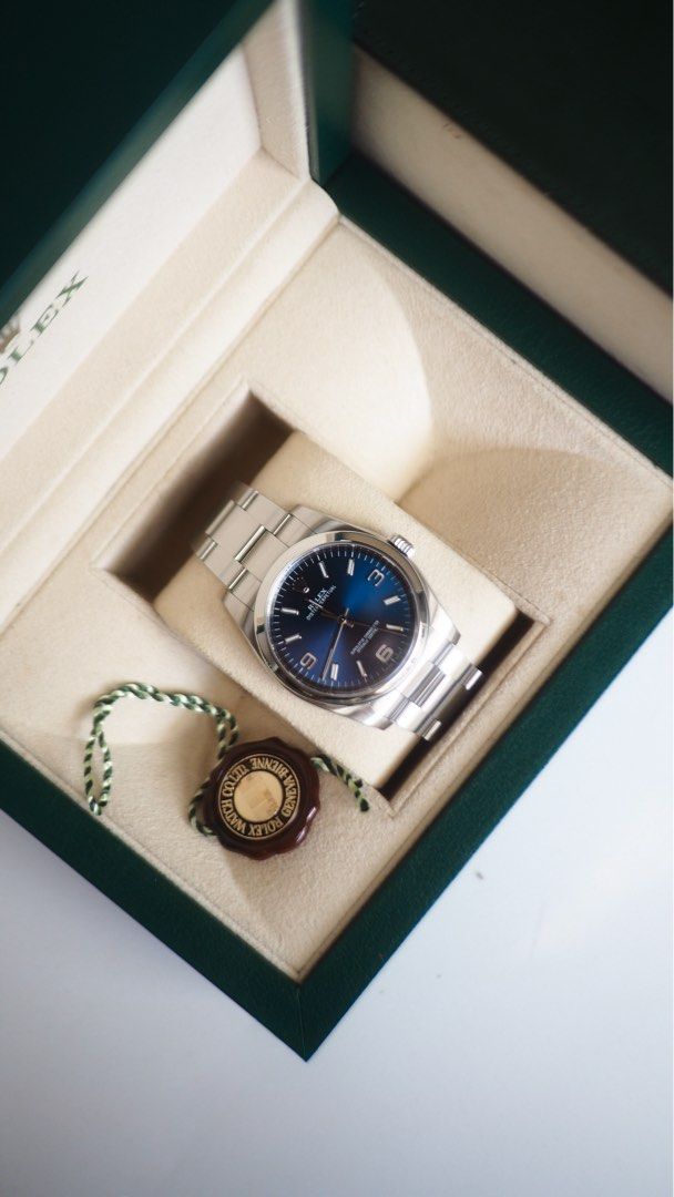 2015 OP36 RARE BLUE EXPLORER DIAL 116000 (Category: Men's Watches) located in Quezon City. Submitted by grailtimebyjmcu (Listing ID 1463891219, Image 3). Description: 2015 116000 Oyster Perpetual 36mm Complete Set LNIB condition 10/10 .
