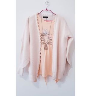 由 clothequeen (刊登 ID 1466209249，圖片 1) 提交，位於 的 (類別：)，說明：。