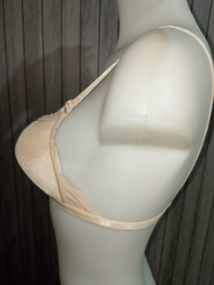 36a Nude nonwire bra padded (Category: Undergarments & Loungewear) located in Manila. Submitted by truecrystal-1407 (Listing ID 1466259784, Image 2). Description: .