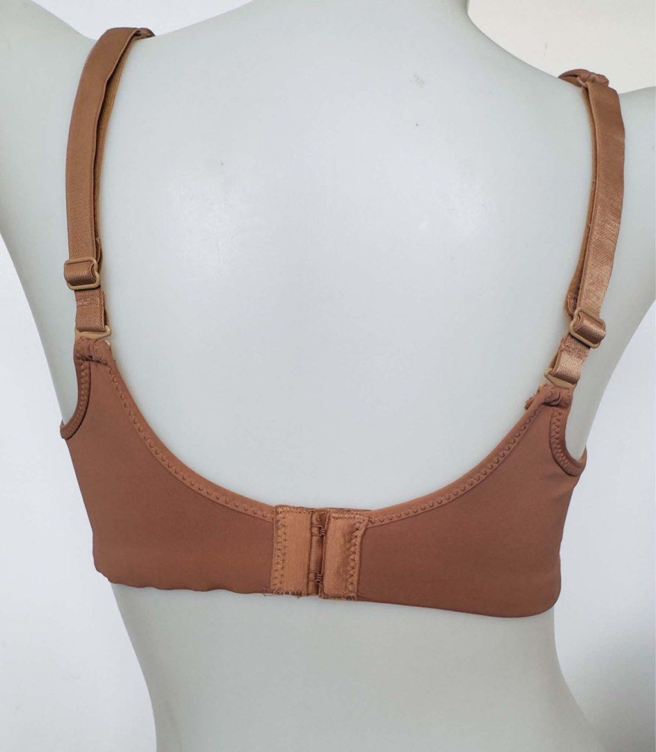 36B underwire bra (Category: Undergarments & Loungewear) located in San Jose. Submitted by 99ners (Listing ID 1466289607, Image 2). Description: .