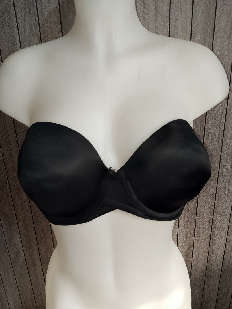 38d MAIDENFORM strapless bra with underwire black (Category: Undergarments & Loungewear) located in Manila. Submitted by truecrystal-1407 (Listing ID 1466333964, Image 1). Description: .