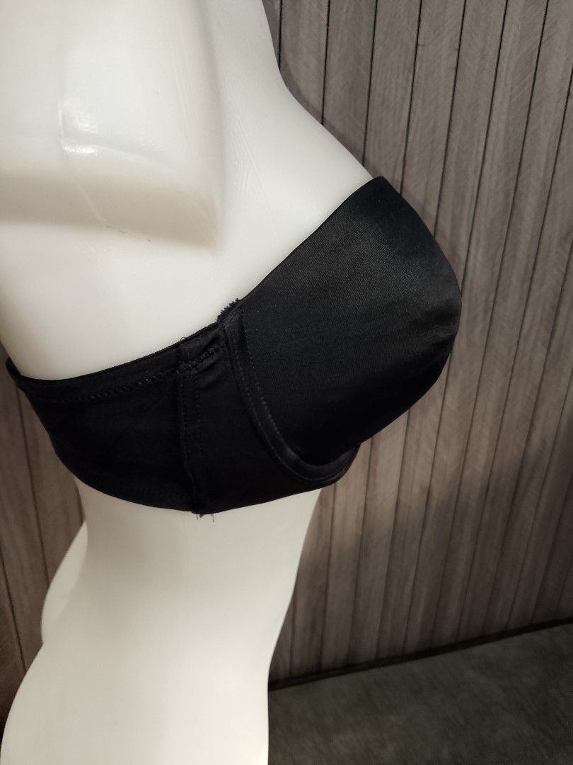 38d MAIDENFORM strapless bra with underwire black (Category: Undergarments & Loungewear) located in Manila. Submitted by truecrystal-1407 (Listing ID 1466333964, Image 3). Description: .