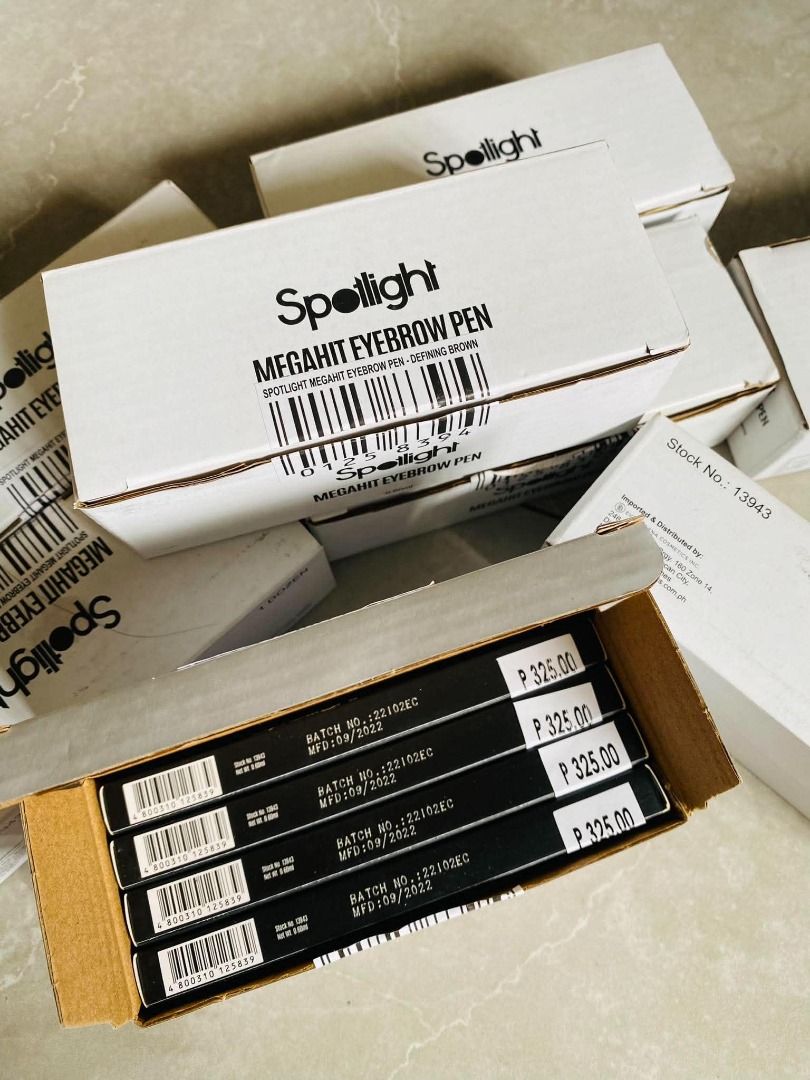 (3 for 149 set bundle) spotlight eyebrow pen (Category: Makeup) located in Muntinlupa City. Submitted by chevyxcs (Listing ID 1466312330, Image 1). Description: spotlight eyebrow pen 3 for 149.