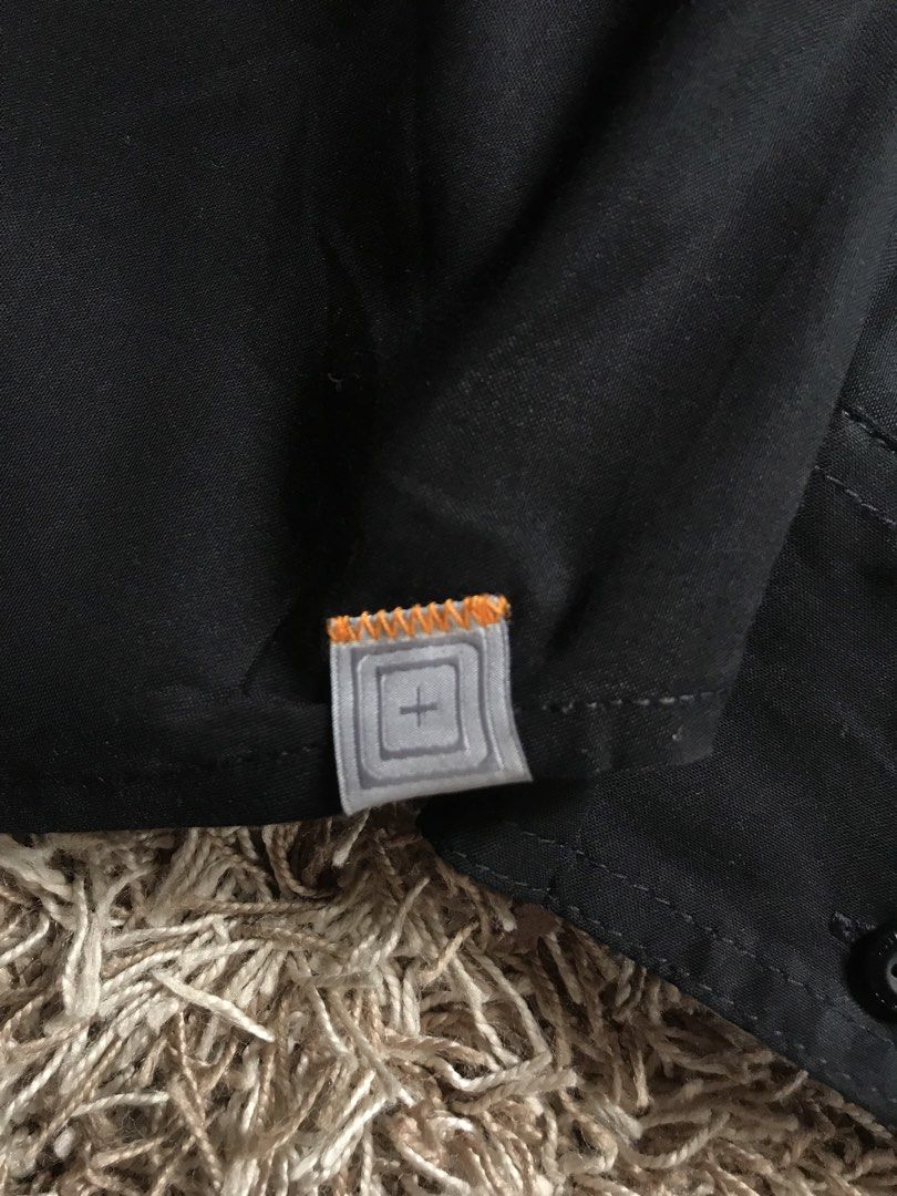 5.11 TACTICAL LONG SLEEVE (Category: Formal Shirts) located in Kitcharao. Submitted by ialyga08 (Listing ID 1466172255, Image 3). Description: Dimes: 20x27 Sleeves: 22 Medium on tag As New Condition No issue Color rate 10/10.