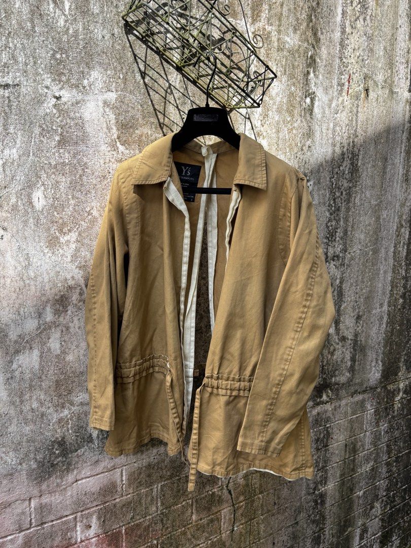 90s Yohji Yamamoto Y’s Split Jacket (Category: Coats, Jackets and Outerwear) located in Baguio. Submitted by thecollector2600 (Listing ID 1466177430, Image 1). Description: Rare design 20” x 25”.