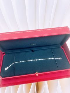 （分類：）位於 。 由 heras.luxury 提交（商品編號 1466298089，圖片 1）。簡介： 。
