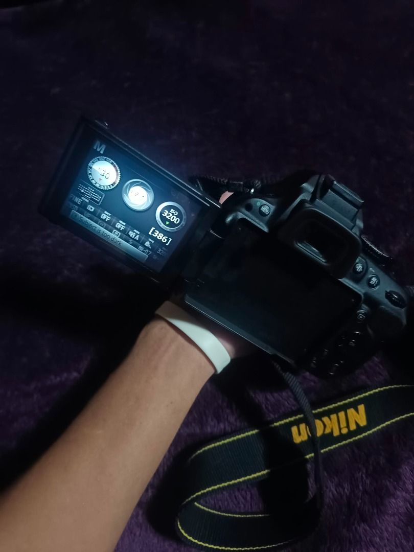 Nikon D5200 DSLR (negotiable) PASIG LOC!! (Category: Cameras) located in Caloocan City. Submitted by truedragon_512d95 (Listing ID 1466169393, Image 3). Description: 📸 FOR SALE: Nikon D5200 DSLR + 18-55mm Lens Pasig loc! ISSUE VIGNETTE DM📩📩📩 Selling my Nikon D5200 DSLR Camera good for photo and video, perfect for beginners, students, events, and content creation. INCLUSIONS: ✅ Nikon D5200 Camera Body ✅ Nikon 18-55mm Kit Lens ✅ Nikon Battery ✅