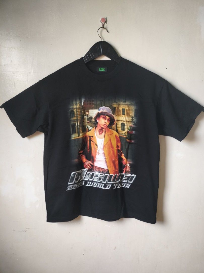 A FEW GOOD KIDS (Category: Tshirts & Polo Shirts ) located in Calbayog City. Submitted by mr.thrifter_ph. (Listing ID 1466227229, Image 1). Description: A FEW GOOD KIDS - LARGE - Width 23 - Length 29 - Good Condition - Colorrate 9.8/10 - NO ISSUE.