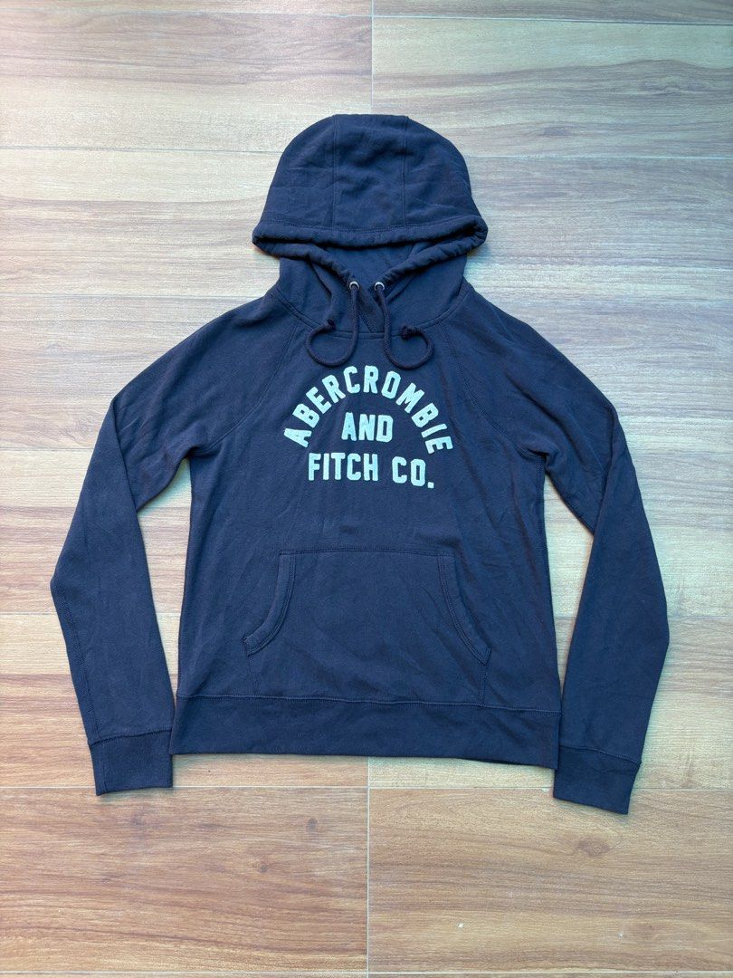 Abercrombie & Fitch Pullover Hoodie (Category: Coats, Jackets and Outerwear) located in Tacurong. Submitted by kmthrift19 (Listing ID 1466270044, Image 2). Description: Dimes: W18xL22 Condition: 9/10 Size on tag: Small Issue: None.