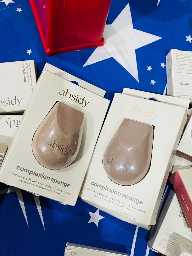 Absidy Sponge (Category: Makeup) located in Muntinlupa City. Submitted by chevyxcs (Listing ID 1466310949, Image 1). Description: absidy sponge P215ea 2pcs left.