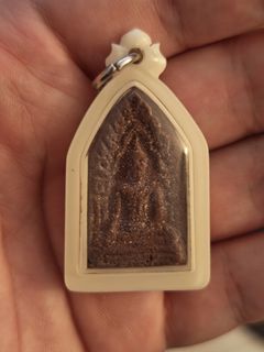 (Category: ) located in . Submitted by buybackgoldsg (Listing ID 1466226873, Image 1). Description: .