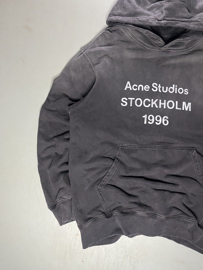 Acne studios (Category: Luxury Apparel) located in Catbalogan. Submitted by wayndsyclee. (Listing ID 1466328230, Image 3). Description: Acne studios Excellent condi No issue Acid wash Color rate 9.5/10 Ganda ng tela sobrang kapal Dimes:w23/29.