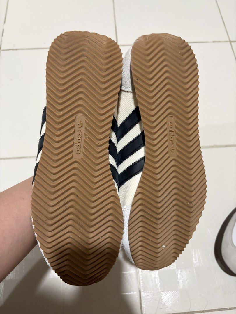 Adidas 1609ER Black and White (Category: Sneakers) located in Manila. Submitted by auds.aa09 (Listing ID 1466288658, Image 3). Description: 👟 Adidas - 1609ER - Color: Black and white - Size: 25.5cm - Lightly used Reason for selling: Decluttering 💗 PRICE IS NON NEGOTIABLE. 💗 FINAL PRICE. 💗 Meet up or Delivery. Delivery fee c/o buyer..