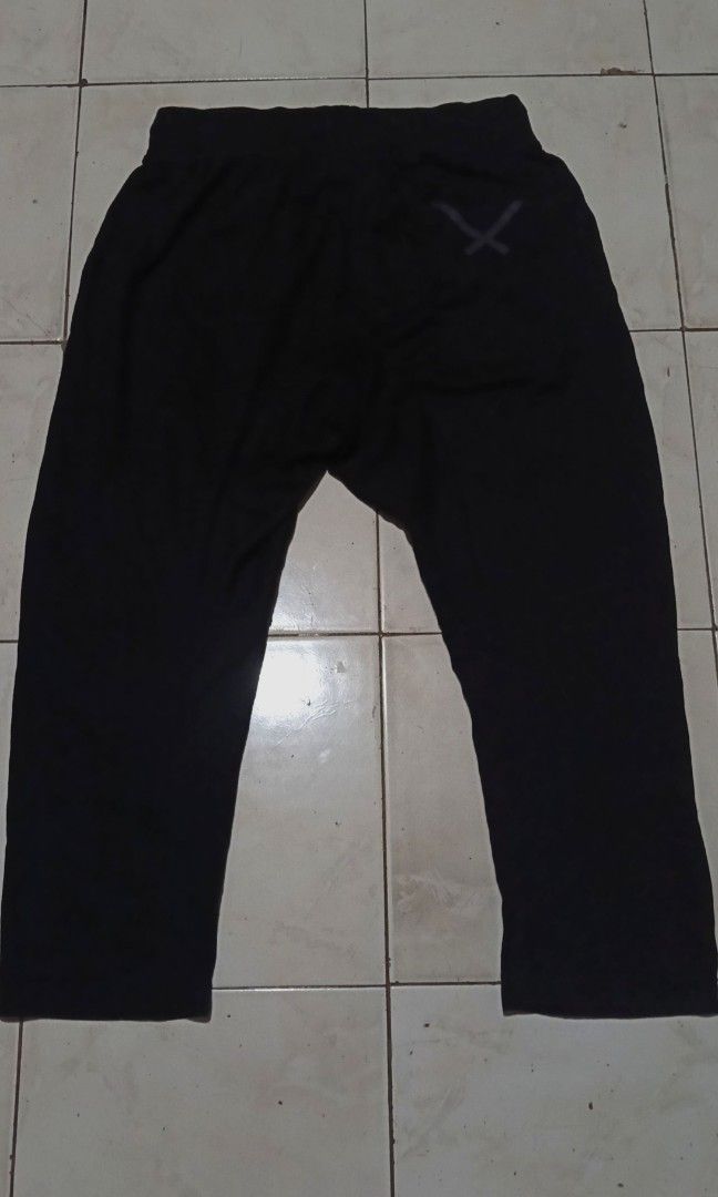 ADIDAS - XBYO collab Jogger / Sweatpants (Category: Joggers) located in Bacolod City. Submitted by stuffensheee (Listing ID 1466189542, Image 3). Description: ADIDAS x XBYO Jogger Sweat Pants By SATOMI NAKAMURA Almost brand new Color is 10/10 ‼️ Waist 31 - 36 Length 34 JUST DM FOR MORE DETAILS..