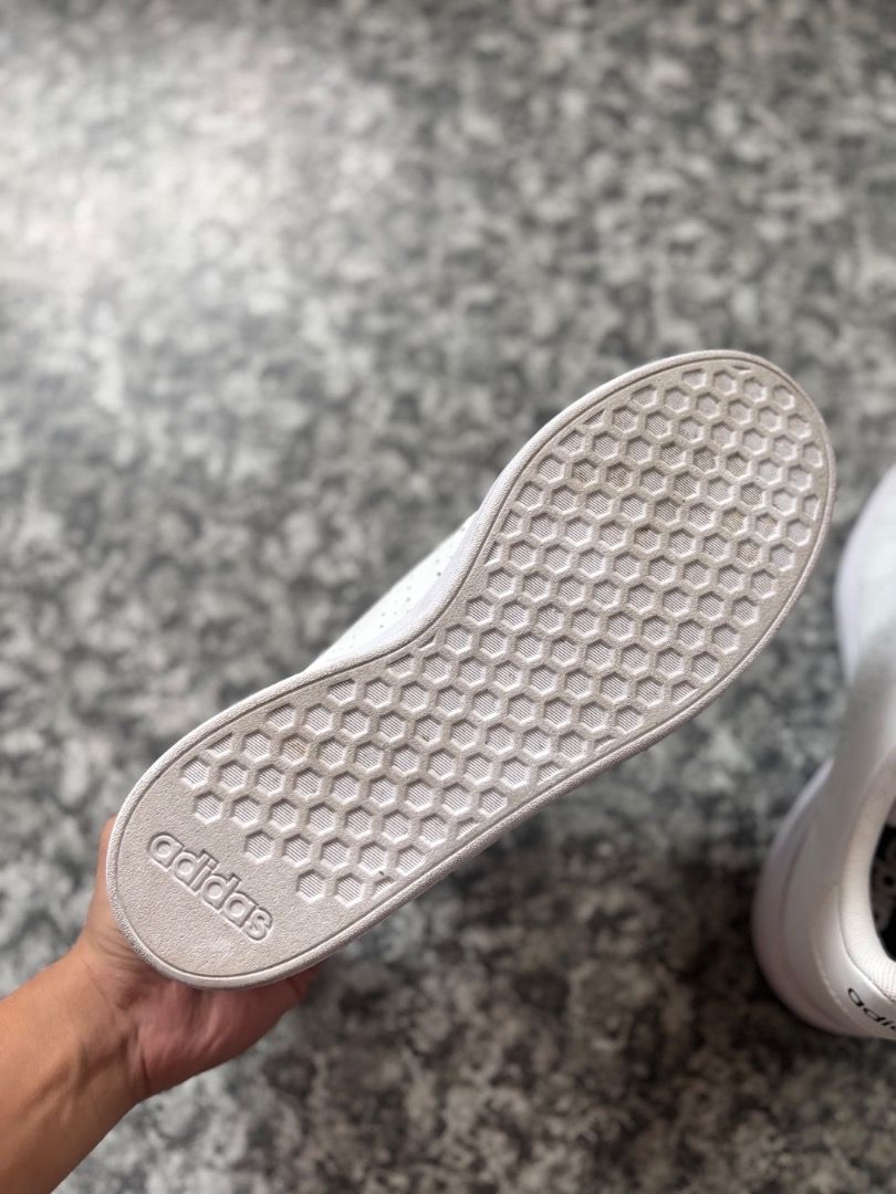 Adidas Advantage Base 2.0 (Category: Casual Shoes) located in Caloocan City. Submitted by stvgwyr (Listing ID 1466194817, Image 3). Description: Used twice, Size 10.