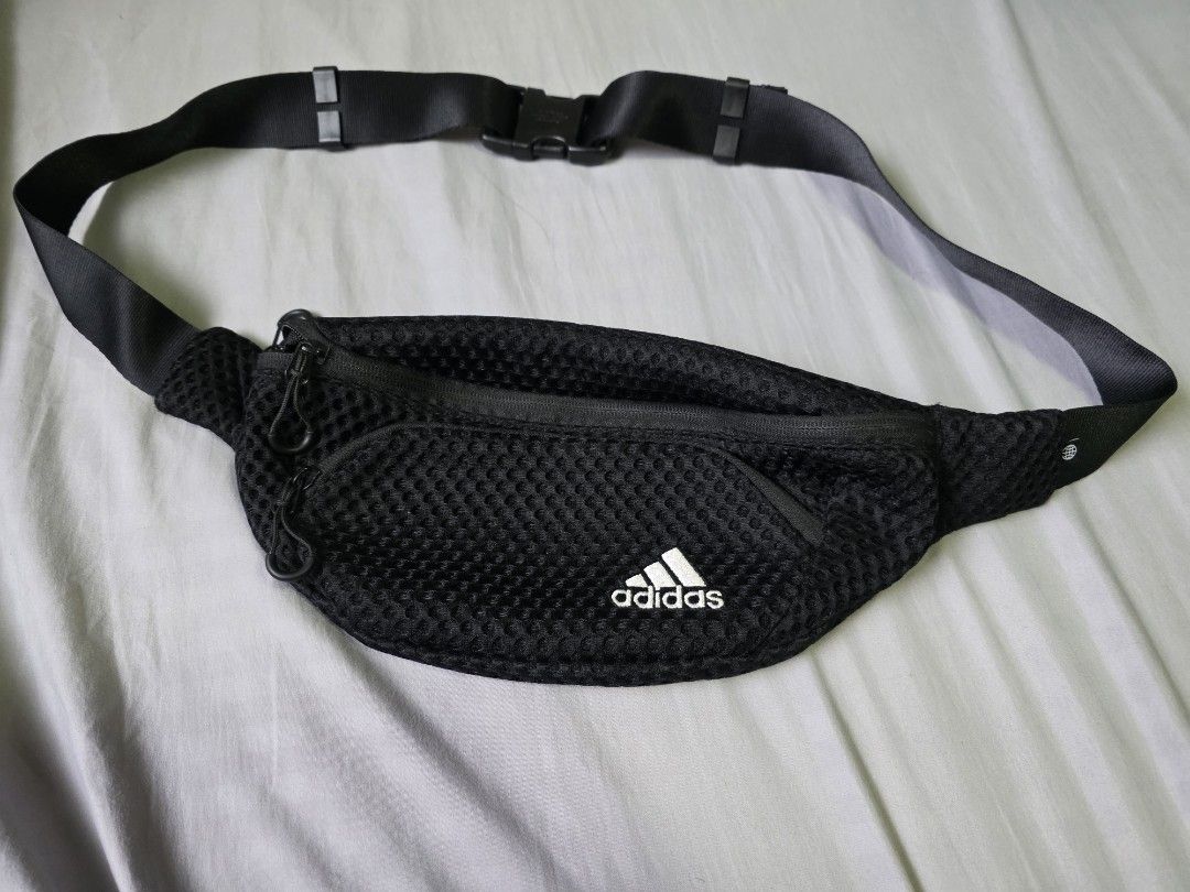 Adidas belt/sling bag (Category: Sling Bags) located in Manila. Submitted by pvjay (Listing ID 1466163251, Image 1). Description: .