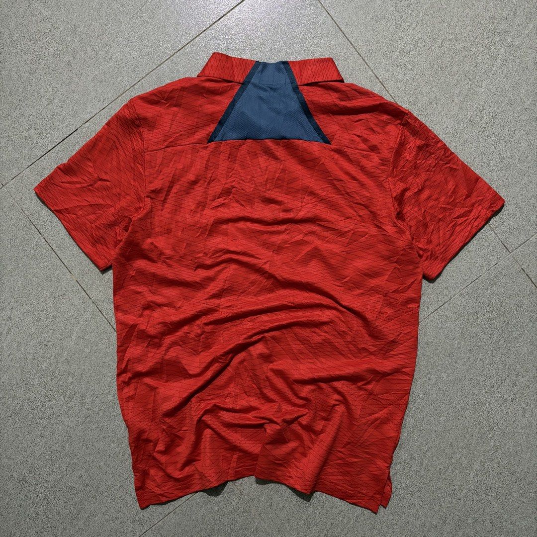 Adidas Climacool Poloshirt (Category: Activewear) located in Talisay. Submitted by re_sell01 (Listing ID 1466268948, Image 2). Description: Adidas Climacool Poloshirt XL Mens W21.5 L29 Like New Condition.