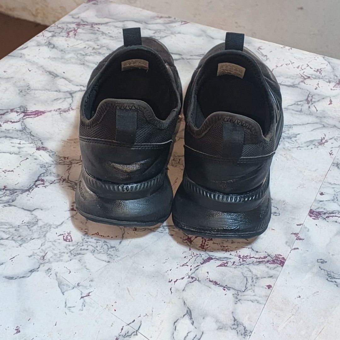 Adidas cloudfoam plus size 7 us (Category: Casual Shoes) located in Quezon City. Submitted by willfiresafety (Listing ID 1466175025, Image 3). Description: Adidas Cloudfoam Plus size: 7UK /6UK.
