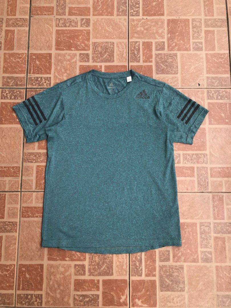 ADIDAS FREELIFT SHIRT (Category: Activewear) located in Cebu City. Submitted by thriftlangniedd (Listing ID 1466292960, Image 1). Description: Size Medium Dimes 20 x 27 No hidden issue Excellent condition Color rate 9.5/10.
