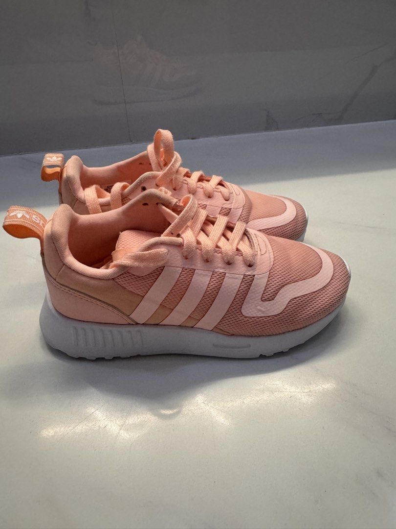 Adidas Multix Sneakers Girl- Declutter (Category: Babies & Kids Fashion) located in Mexico. Submitted by hayascentph (Listing ID 1466214971, Image 2). Description: *Declutter *Mode of payment Gcash/Maya Wallet *Delivery Fee to be shouldered by buyer *We ship Nationwide *Courier JNT or LBC cash on delivery, Cash on pick up in nearest LBC branch Need a new scent? Follow my Facebook page for perfume finds! Facebook Page: Haya Scent Carousell: hayasc
