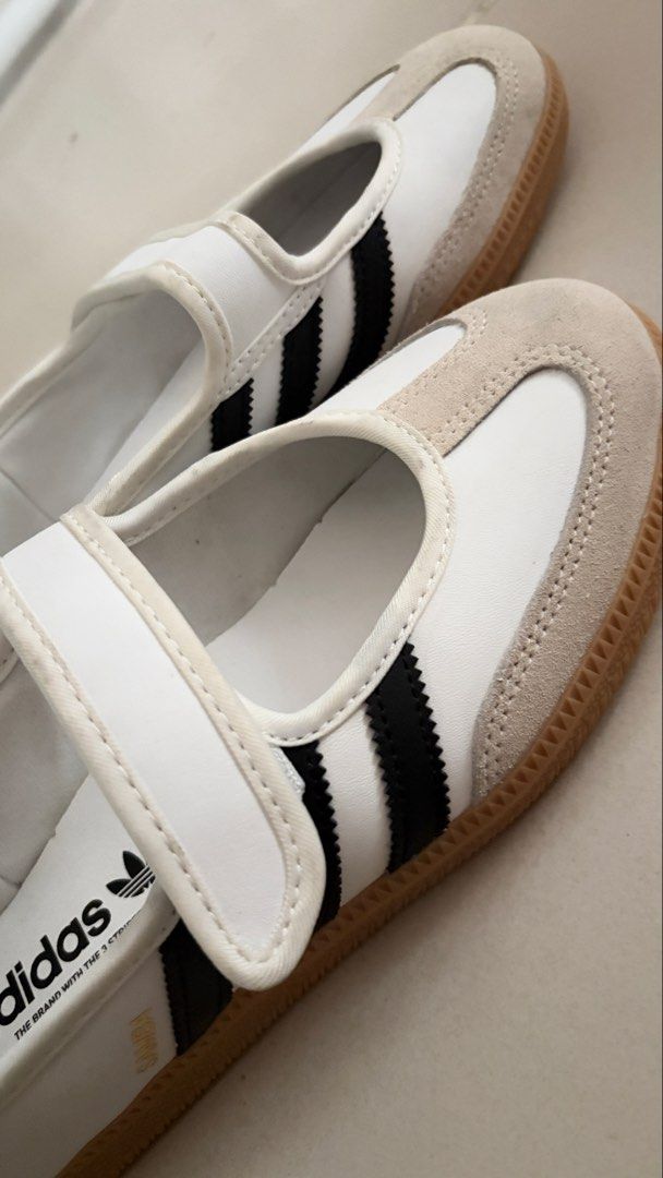 Adidas Samba Jane (Category: Sneakers) located in Sampaloc. Submitted by zzznupii (Listing ID 1466225980, Image 3). Description: Never been used, no box (disposed due to lack of space) but was kept in an acrylic box RFS: Di bagay, plan to buy the markon one.