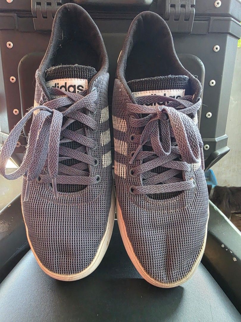 Adidas shoes (Category: Sneakers) located in Manila. Submitted by pvjay (Listing ID 1466165360, Image 1). Description: .