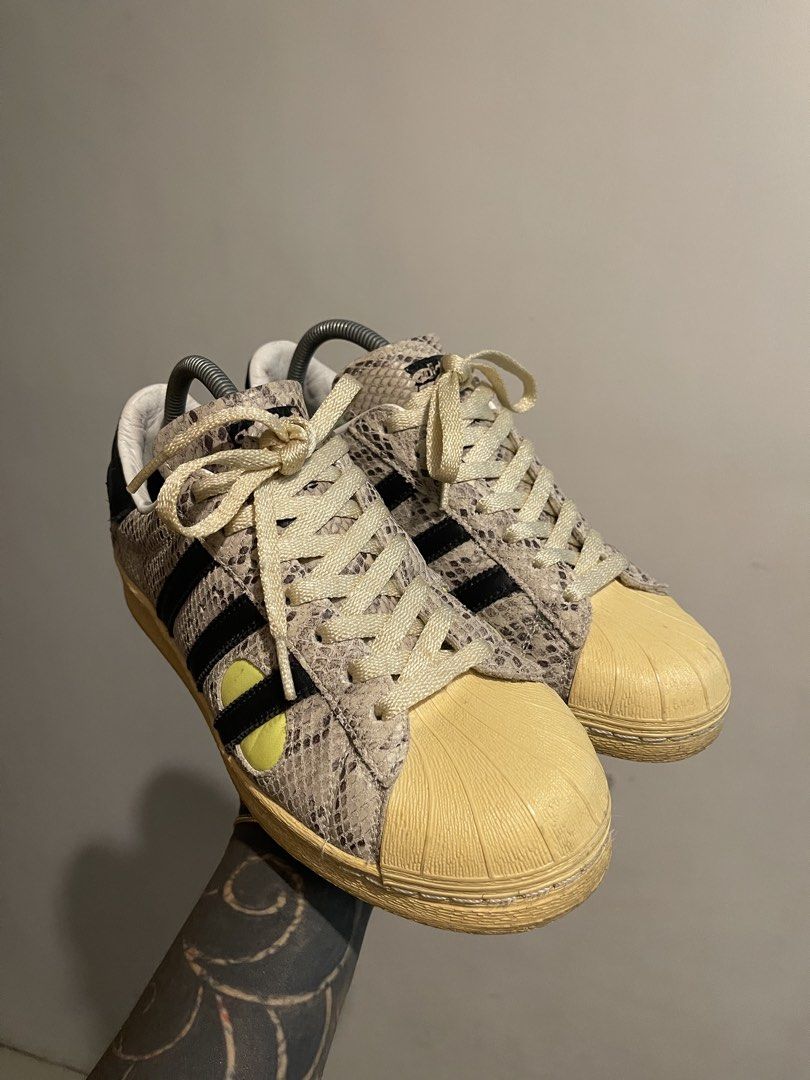 Adidas Superstar x Face Studios SIZE 42 (Category: Sneakers) located in Antipolo. Submitted by uatomnla (Listing ID 1466267183, Image 3). Description: ADIDAS SUPERSTAR X FACE STUDIOS SPECIAL EDITION PAIR SRP ₱7500 US 8.5 EUR 42 LALAMOVE READY AND JNT.