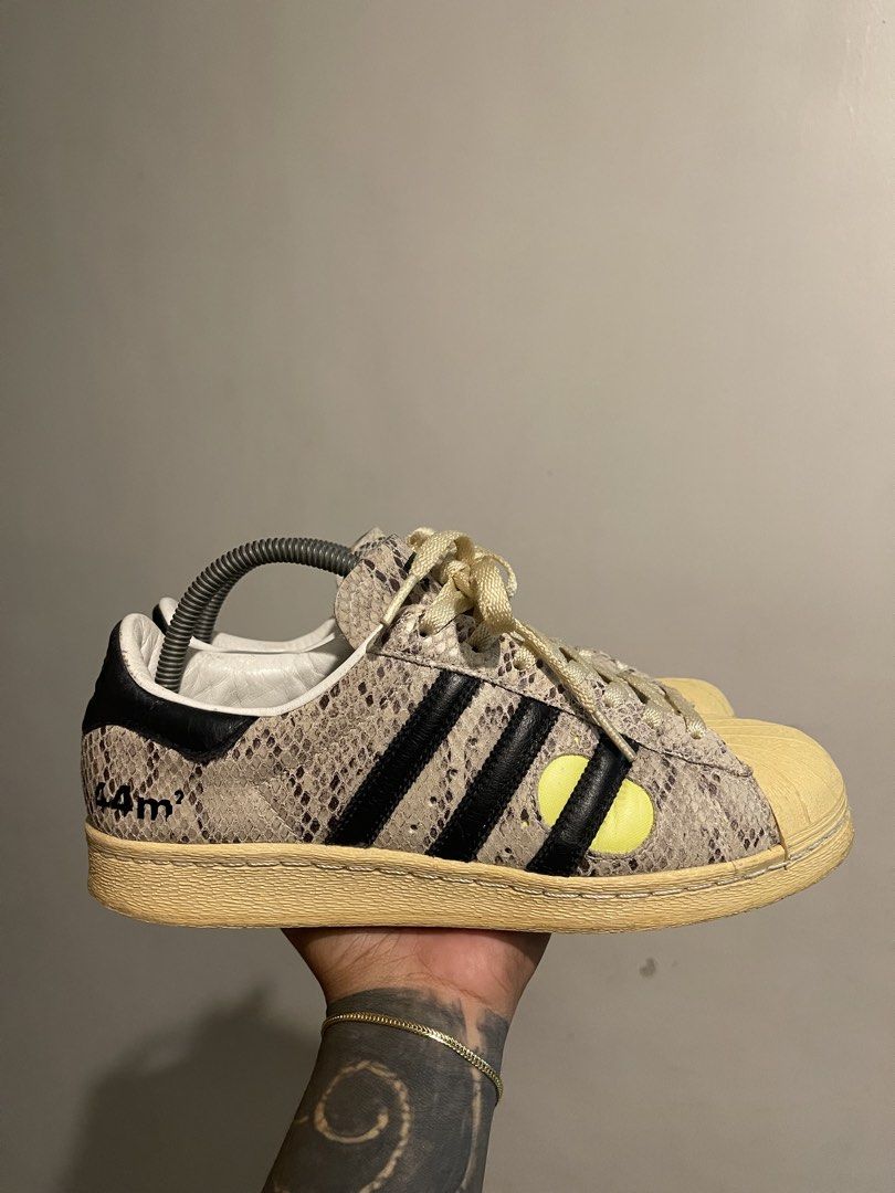 Adidas Superstar x Face Studios SIZE 42 (Category: Sneakers) located in Antipolo. Submitted by uatomnla (Listing ID 1466267183, Image 2). Description: ADIDAS SUPERSTAR X FACE STUDIOS SPECIAL EDITION PAIR SRP ₱7500 US 8.5 EUR 42 LALAMOVE READY AND JNT.